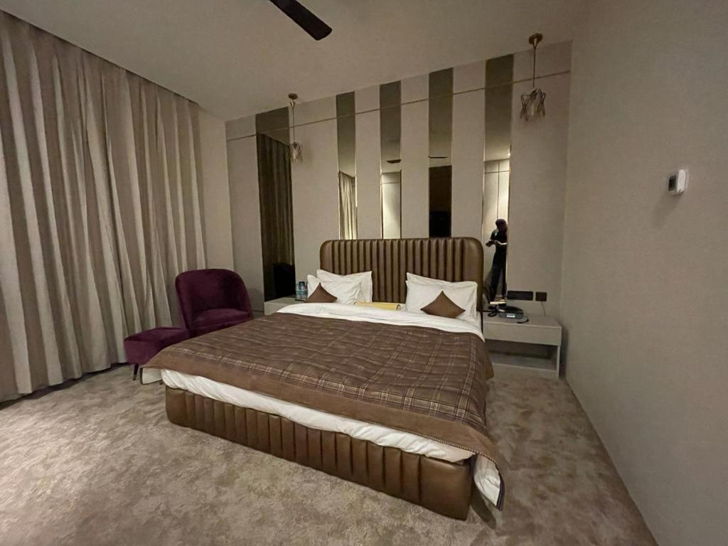 Hotel Casa Divine Izatnagar Exterior photo